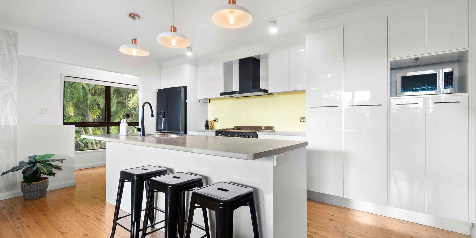 8 Elrond Court Coolum Beach