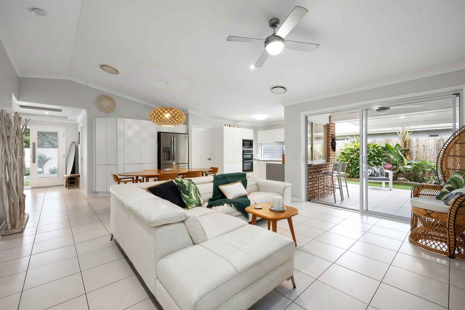 2205 David Low Way Peregian Beach