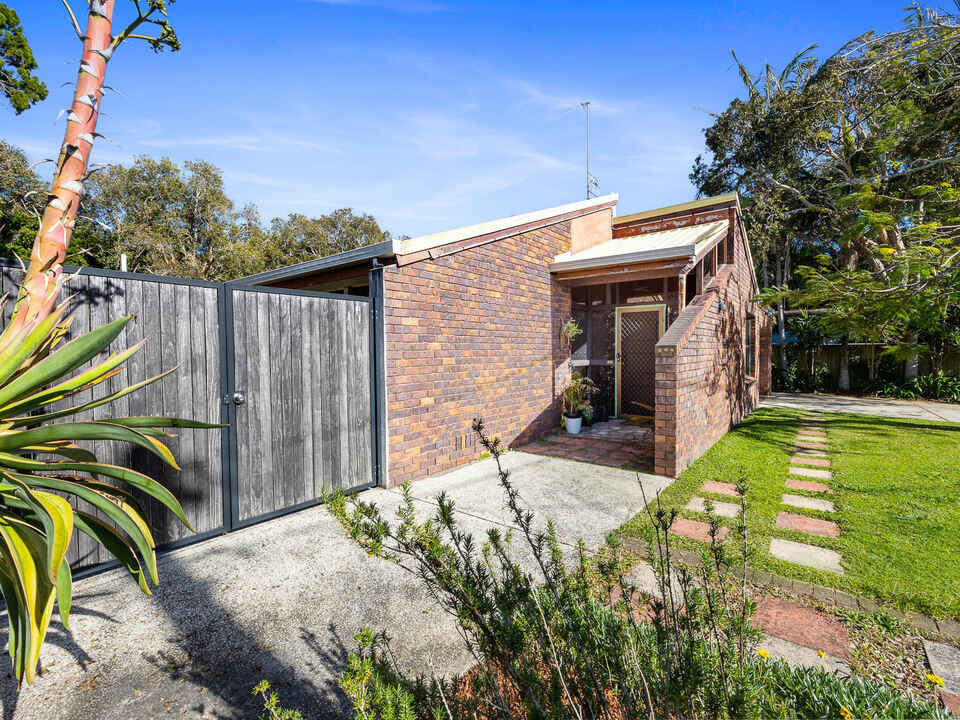 7 Boward Close Yaroomba