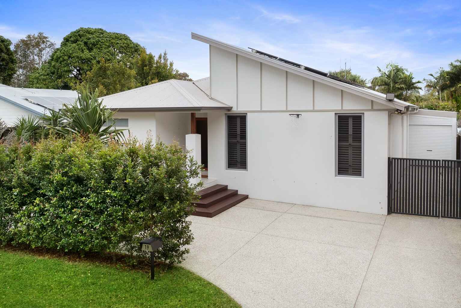 19 Fourwinds Avenue Coolum Beach 19 Fourwinds Avenue Coolum Beach