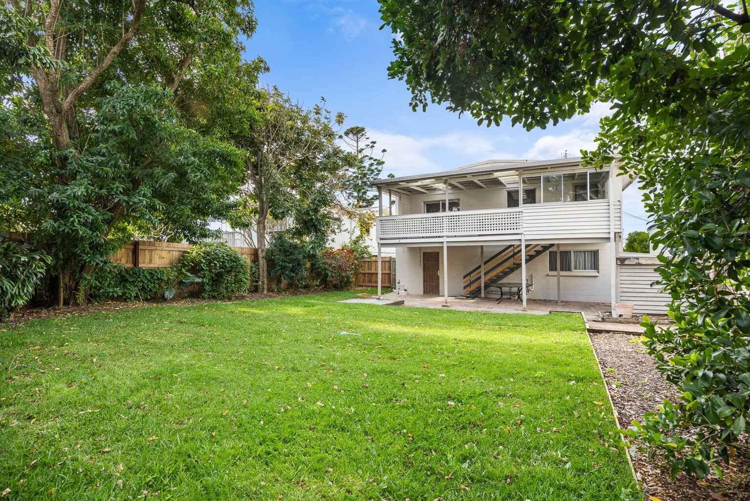 33 Pacific Avenue Sunshine Beach