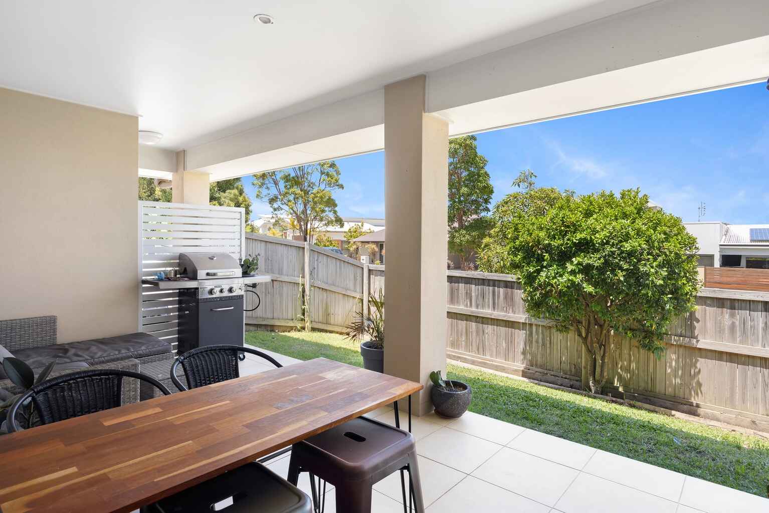 2/1 Feathertail Place Peregian Springs