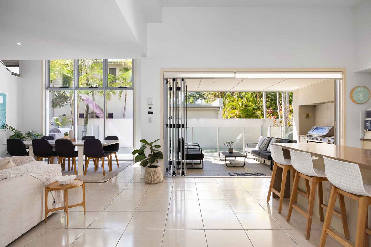 12 Sunset Beach Avenue Yaroomba 12 Sunset Beach Avenue Yaroomba