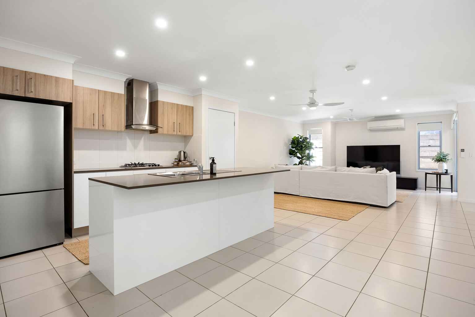 1/12 Finch Terrace Peregian Springs 1/12 Finch Terrace Peregian Springs