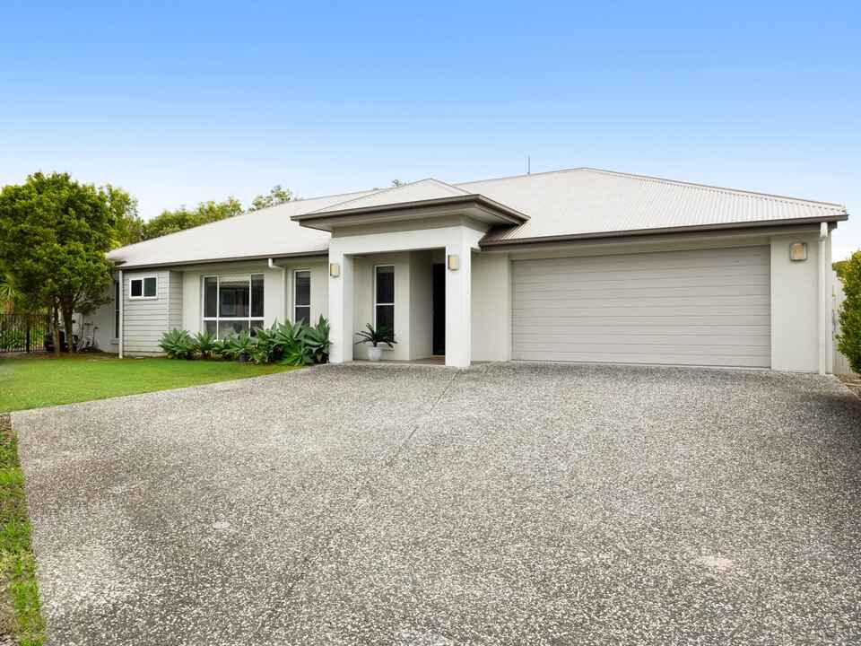 4 Hampton Court Peregian Springs