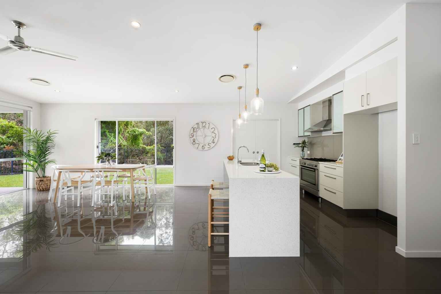 4 Hampton Court Peregian Springs 4 Hampton Court Peregian Springs