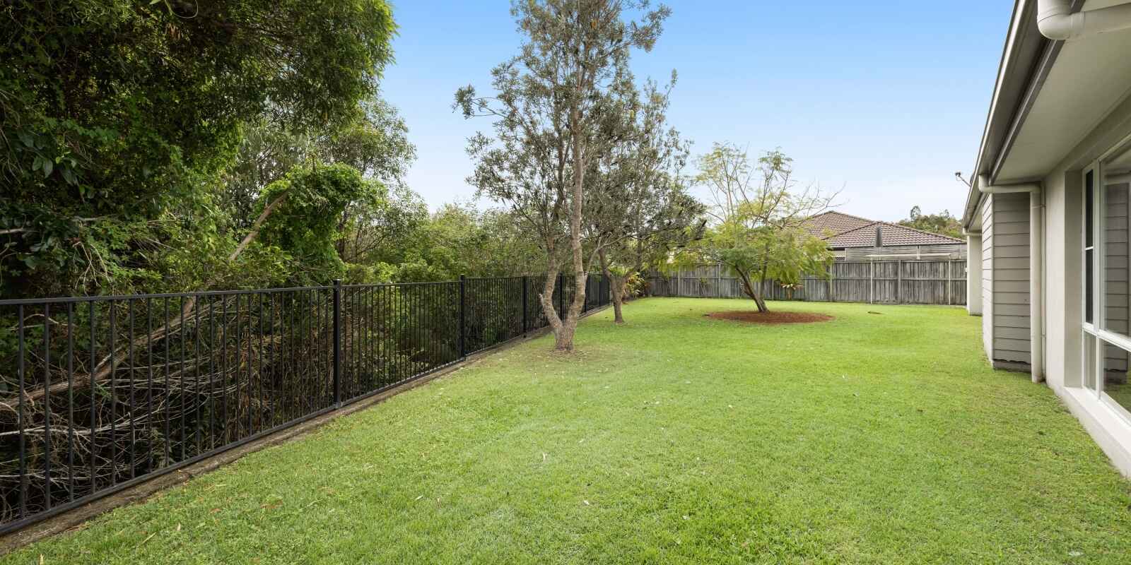 4 Hampton Court Peregian Springs