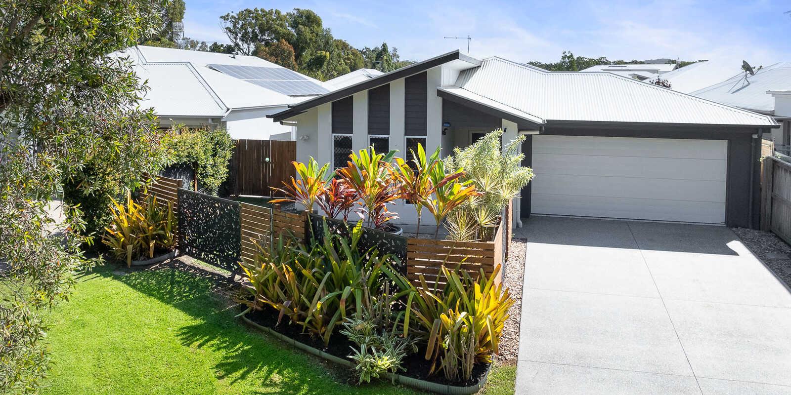 8 Lillywood Place Peregian Springs 8 Lillywood Place Peregian Springs