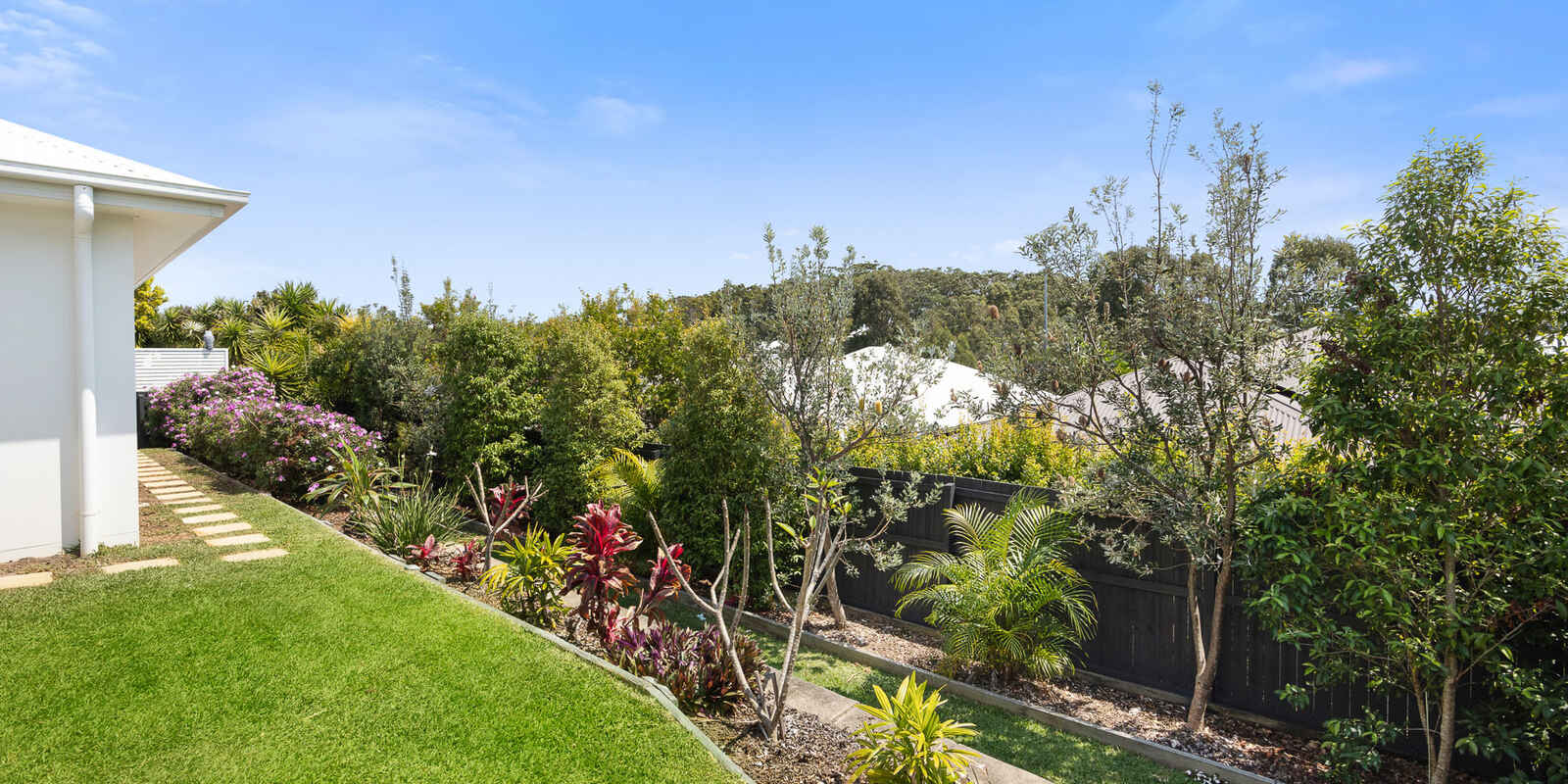 9 Feathertail Place Peregian Springs 9 Feathertail Place Peregian Springs