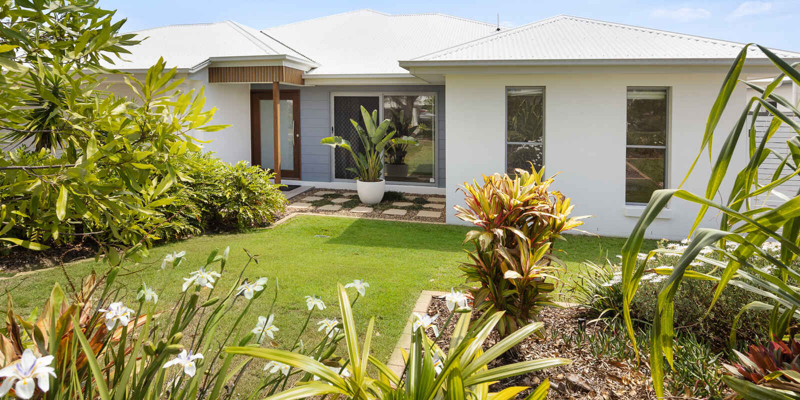 9 Feathertail Place Peregian Springs 9 Feathertail Place Peregian Springs