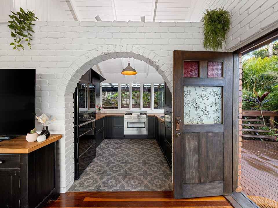15 Hilltop Crescent Coolum Beach