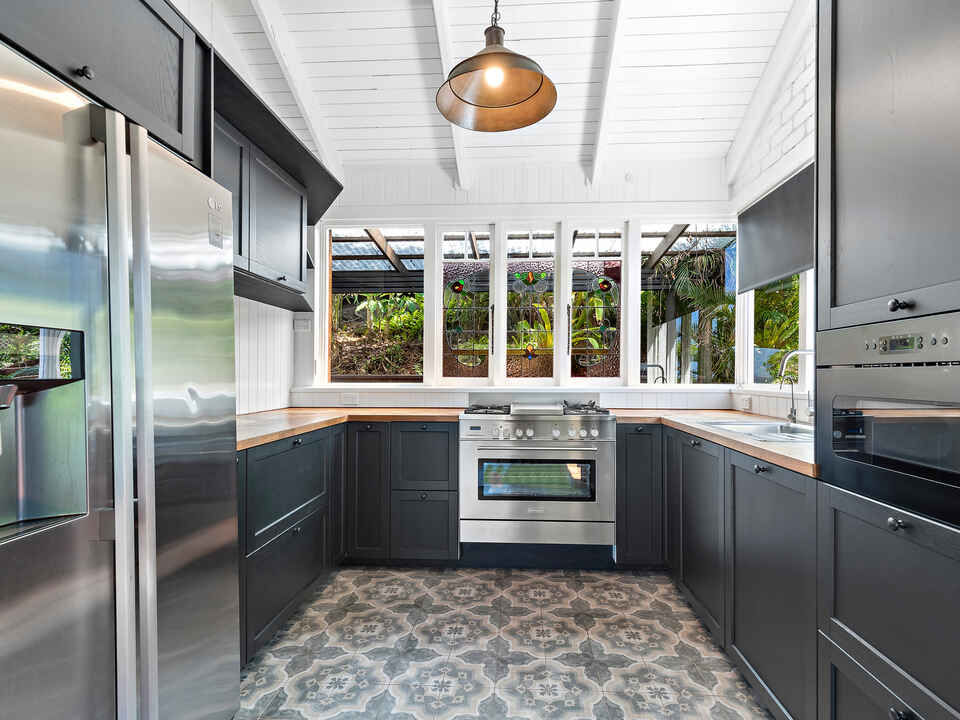15 Hilltop Crescent Coolum Beach