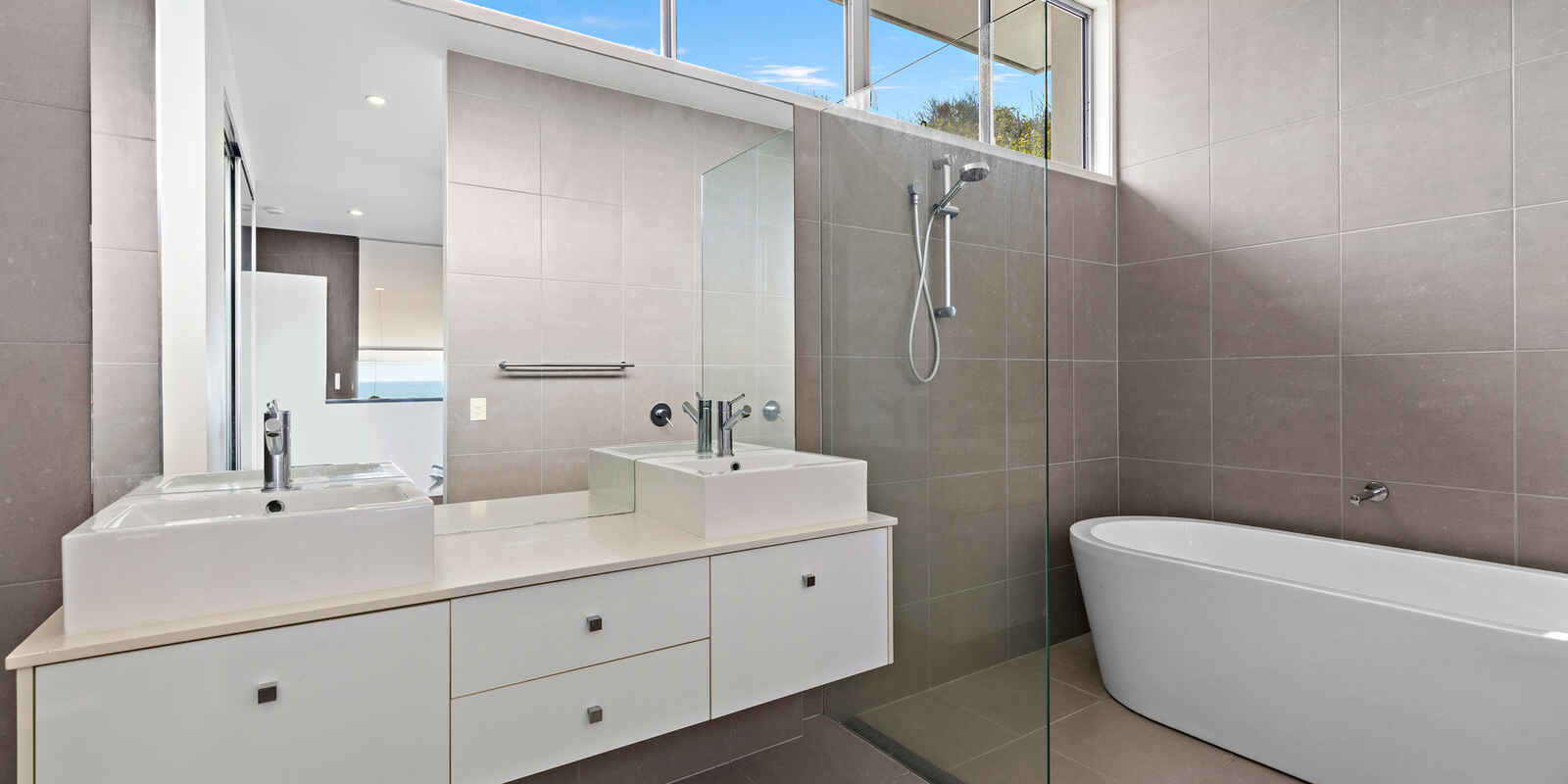 1/32 Corsair Crescent Sunrise Beach