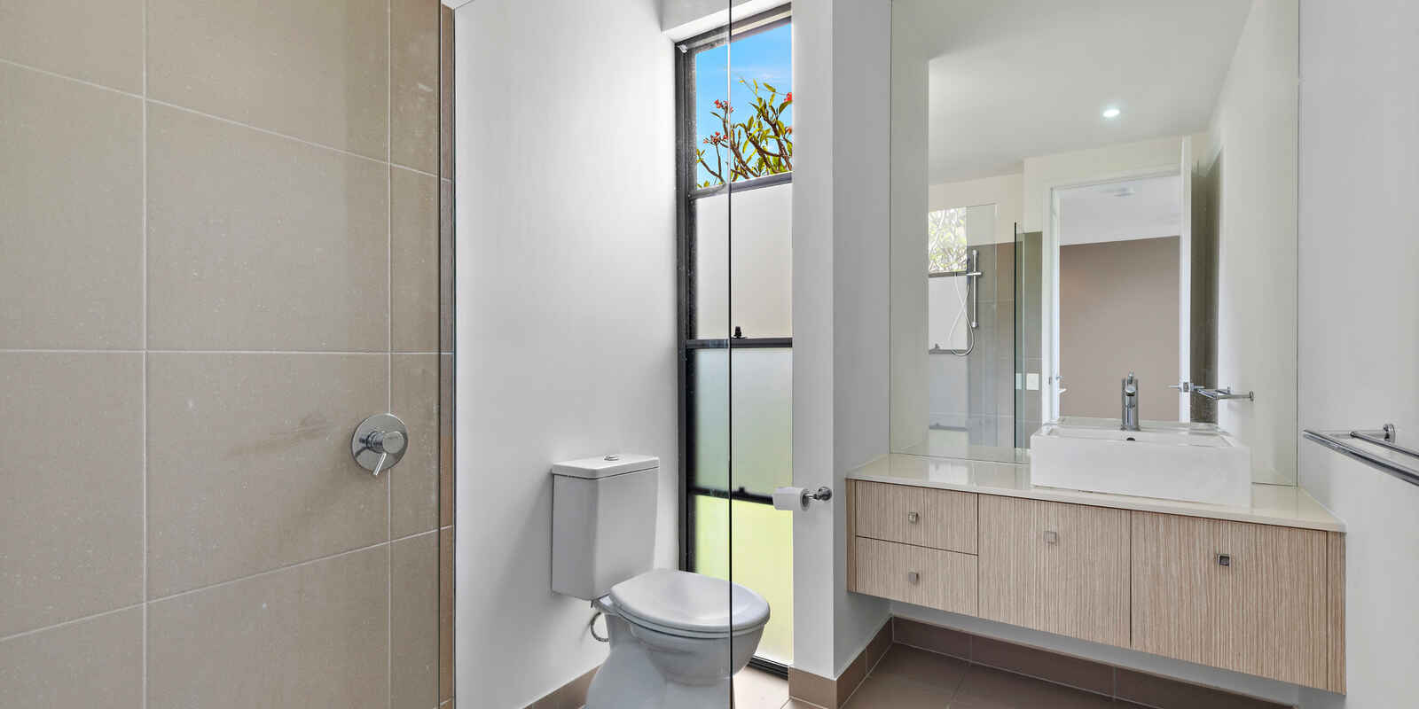 1/32 Corsair Crescent Sunrise Beach