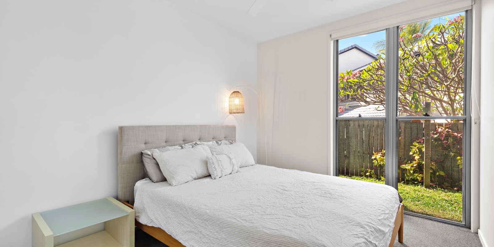 1/32 Corsair Crescent Sunrise Beach