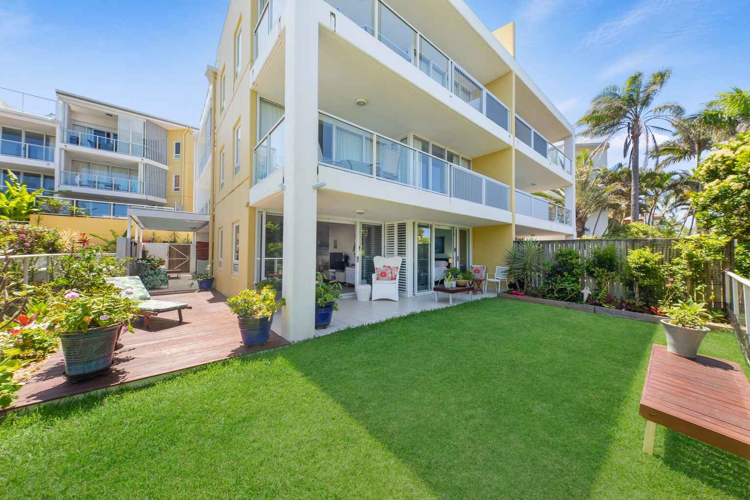 3/1864 David Low Way Coolum Beach