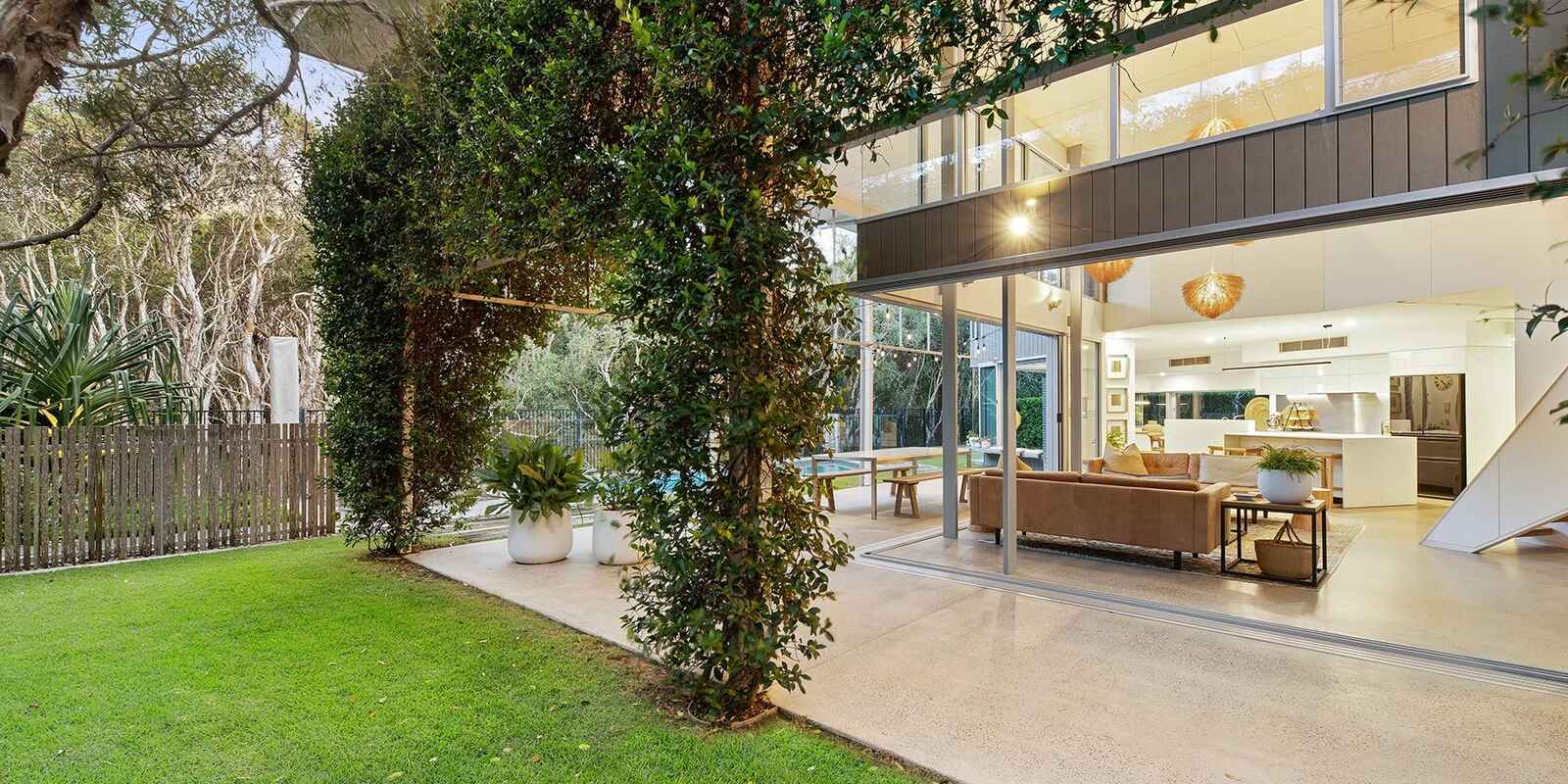 25 Whitehaven Parade Yaroomba