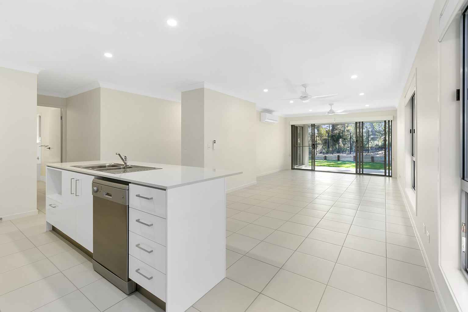 1/6 Silvergull Crescent Peregian Springs 1/6 Silvergull Crescent Peregian Springs