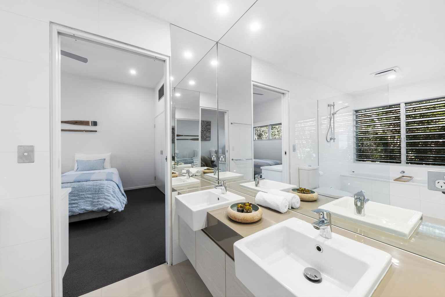 25 Whitehaven Parade Yaroomba