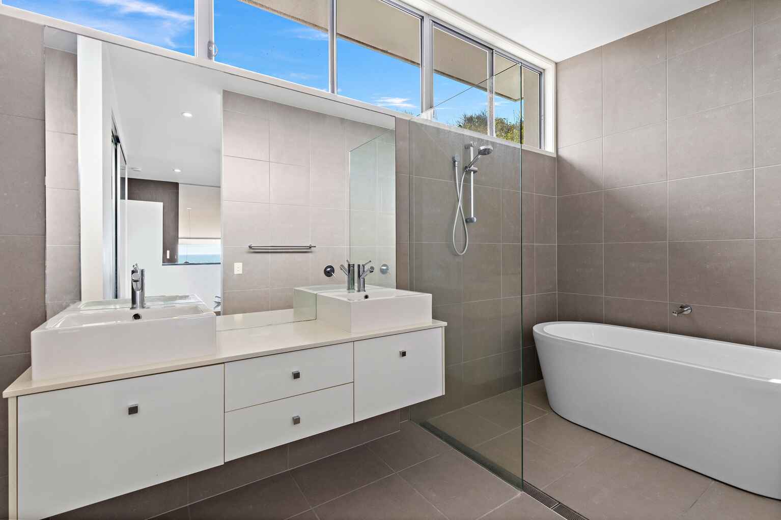 1/32 Corsair Crescent Sunrise Beach