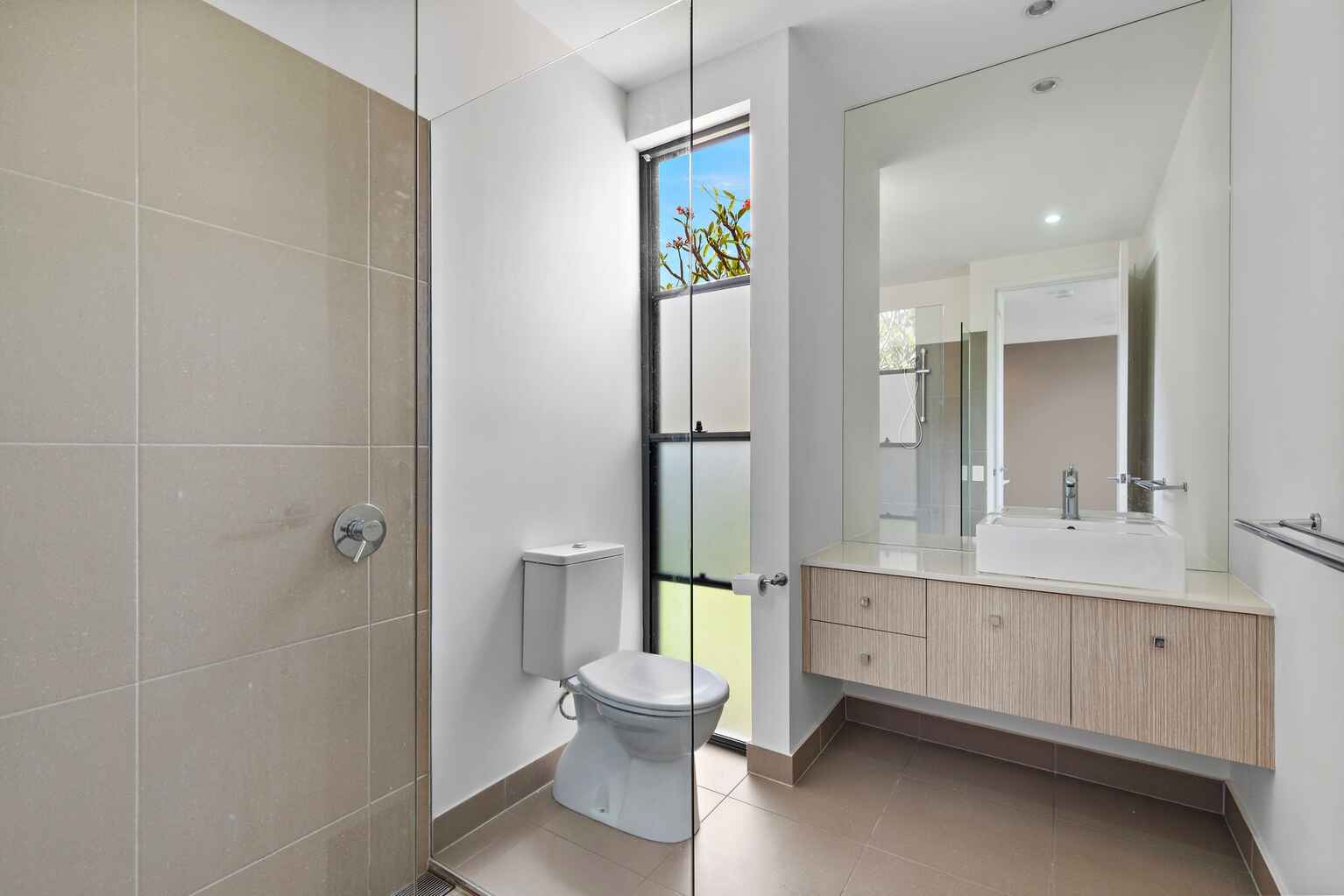 1/32 Corsair Crescent Sunrise Beach