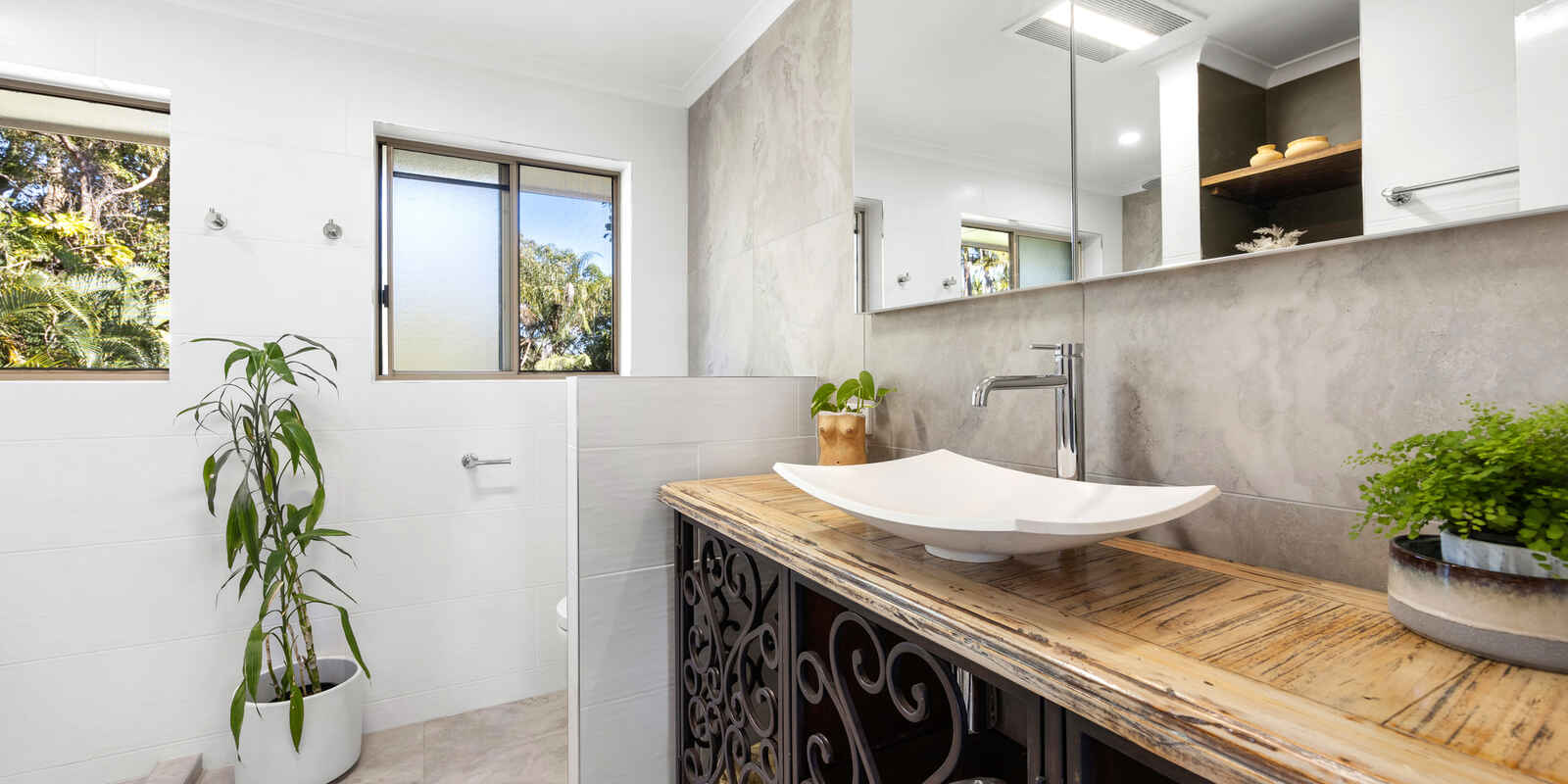 244 Centenary Heights Road Coolum Beach 244 Centenary Heights Road Coolum Beach