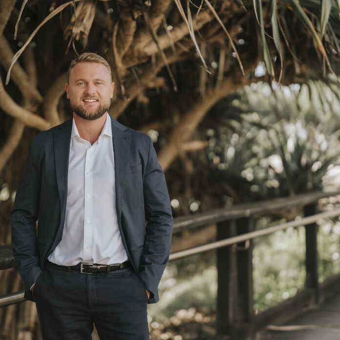 Toby Suttor Toby Suttor