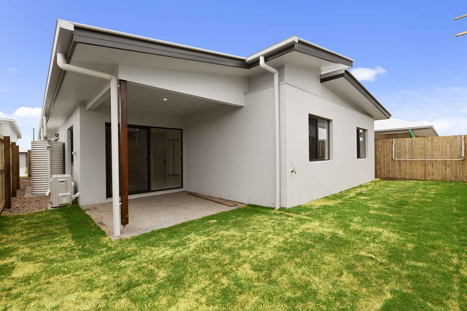 62 Meredith Crescent Caloundra West 62 Meredith Crescent Caloundra West