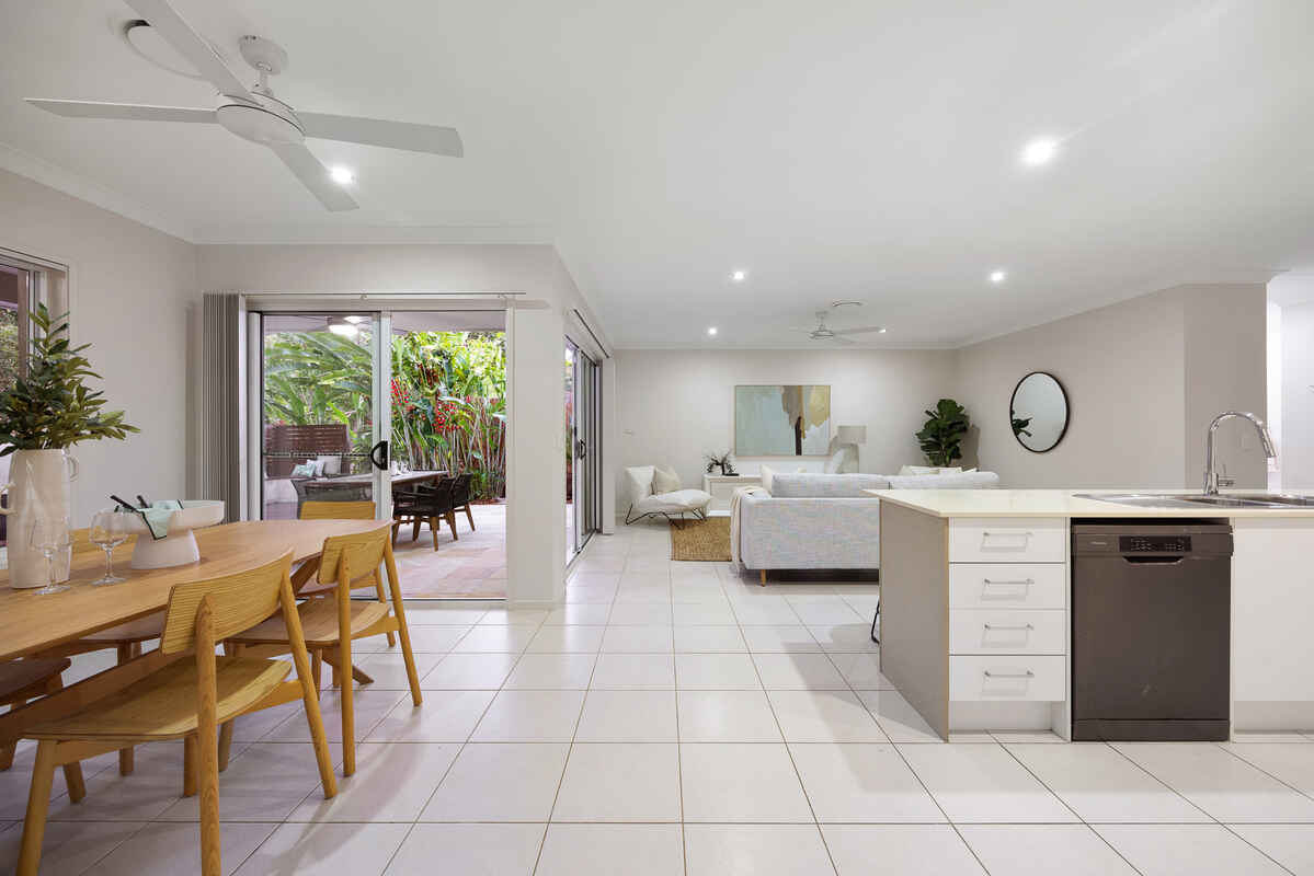 24 Donegal Drive Yaroomba 24 Donegal Drive Yaroomba