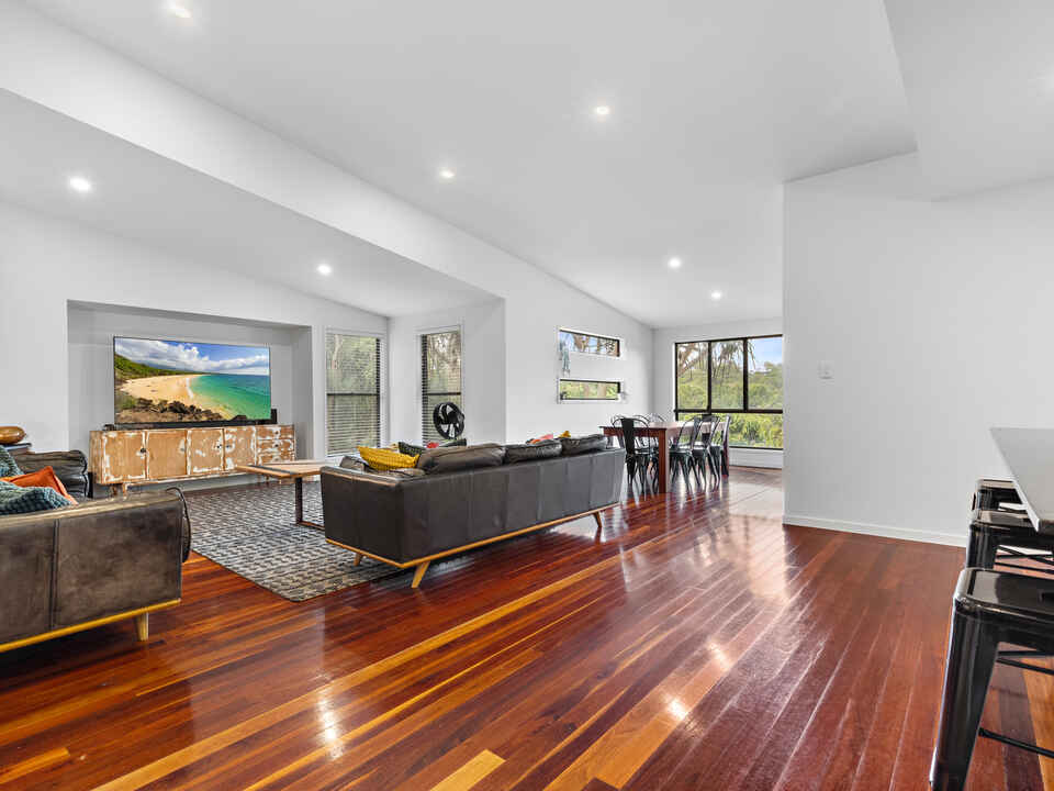 11 Noonameena Court Mount Coolum