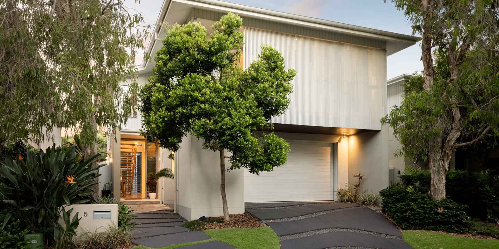 5 Whitehaven Parade Yaroomba