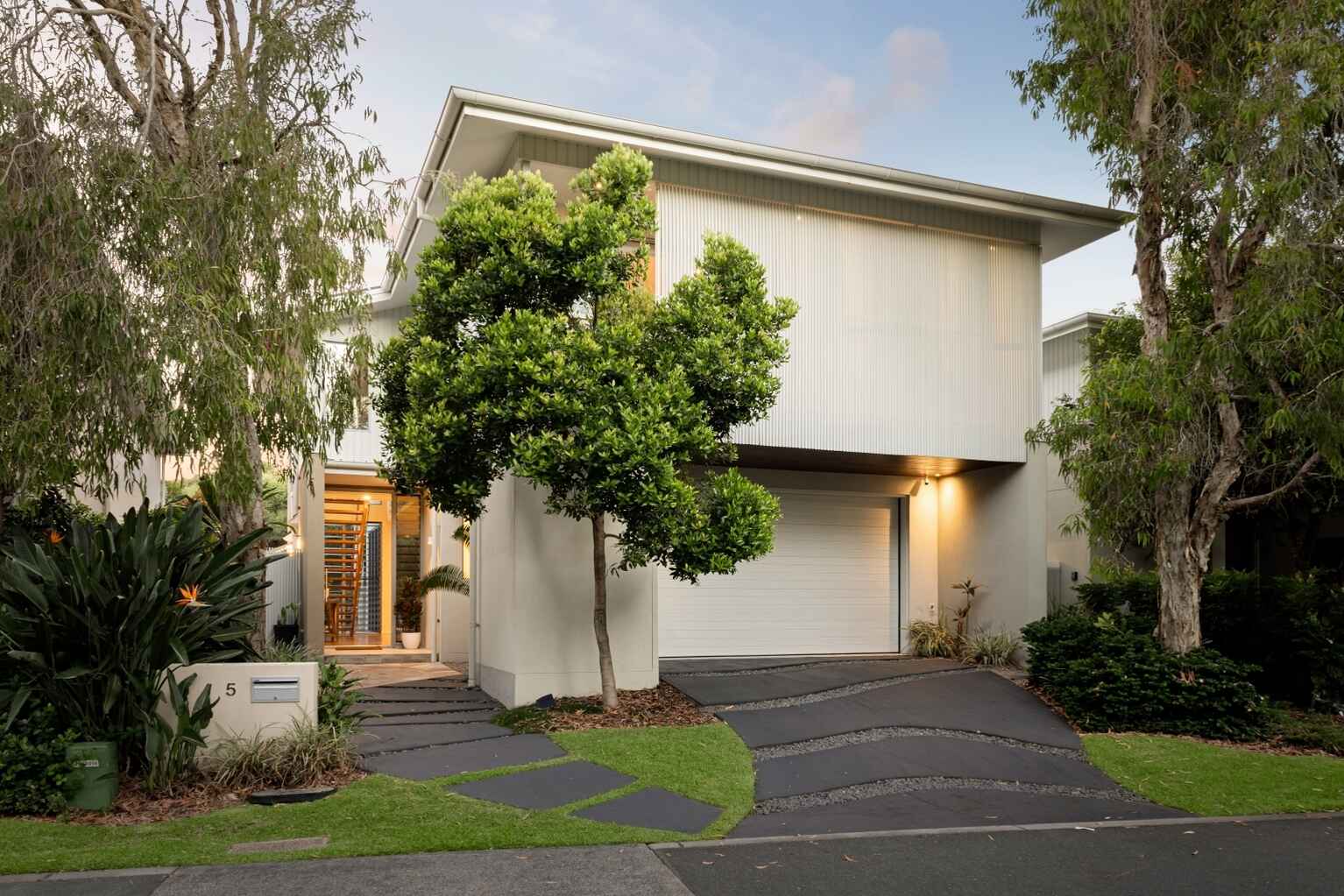 5 Whitehaven Parade Yaroomba 5 Whitehaven Parade Yaroomba