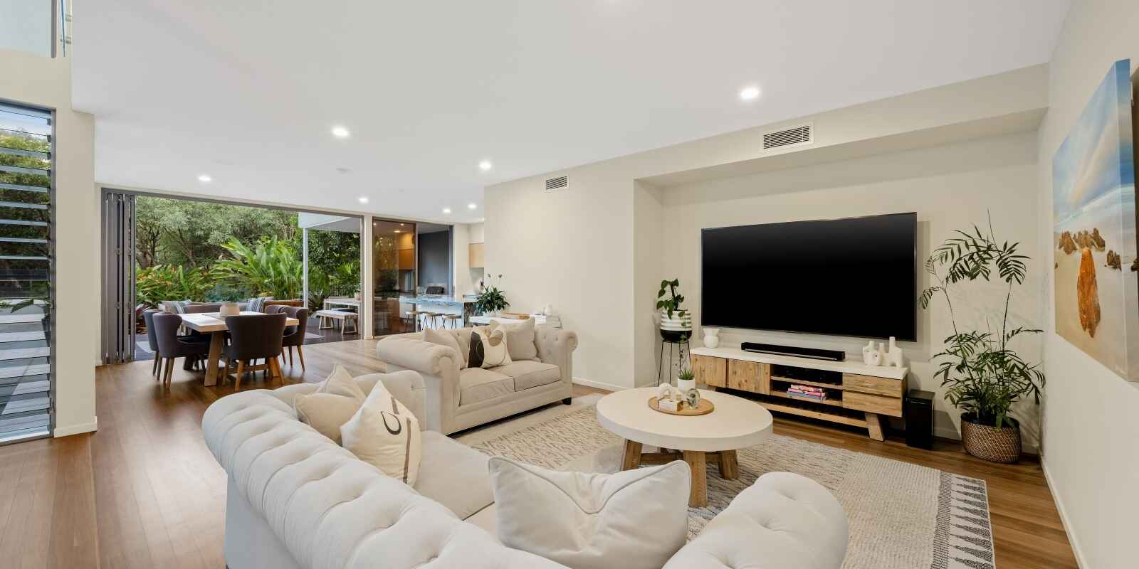 5 Whitehaven Parade Yaroomba