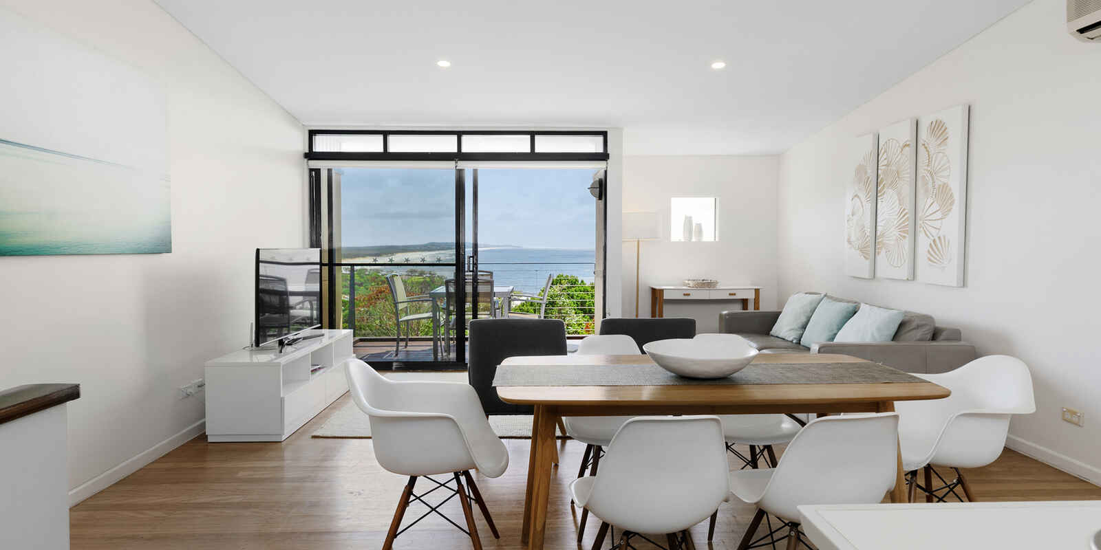 27/1 Bay Terrace Coolum Beach