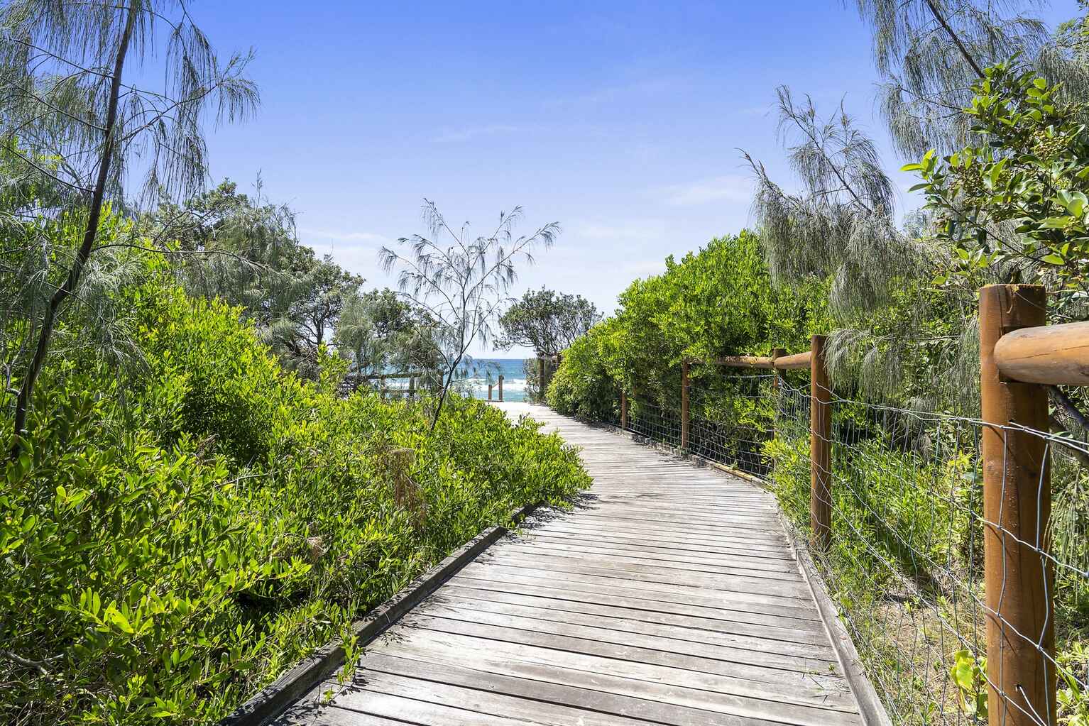 1/10 Wales Court Mount Coolum