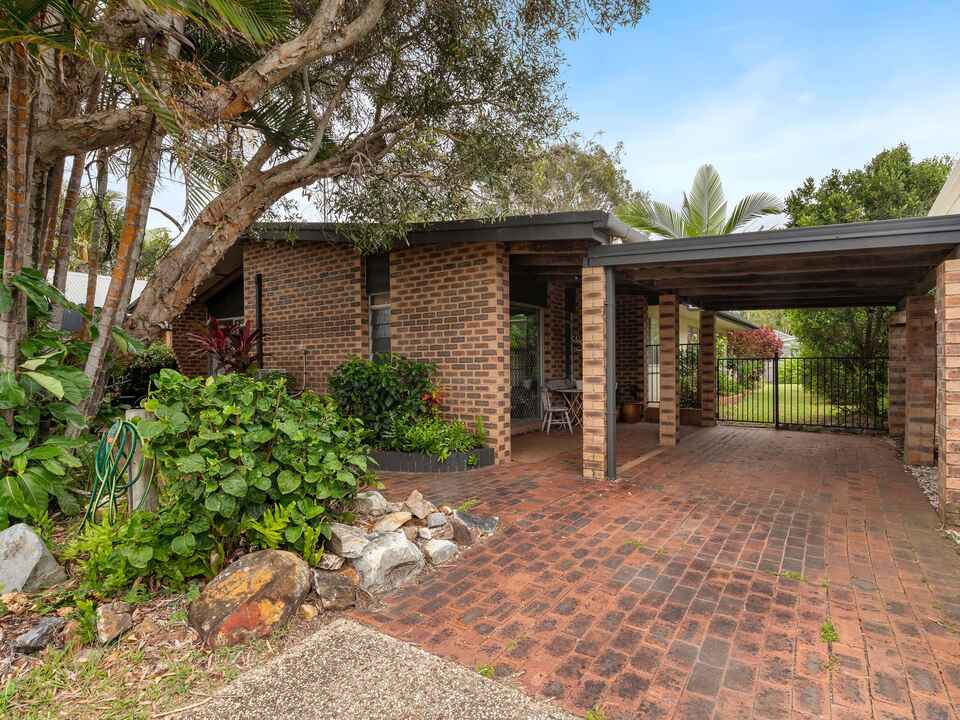 1490 David Low Way Yaroomba