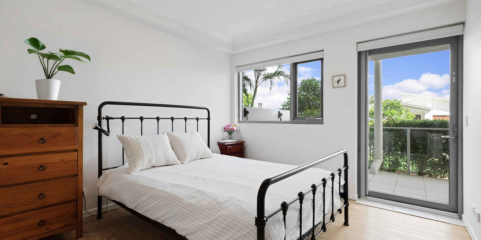 2104/27 Boardwalk Boulevard Mount Coolum