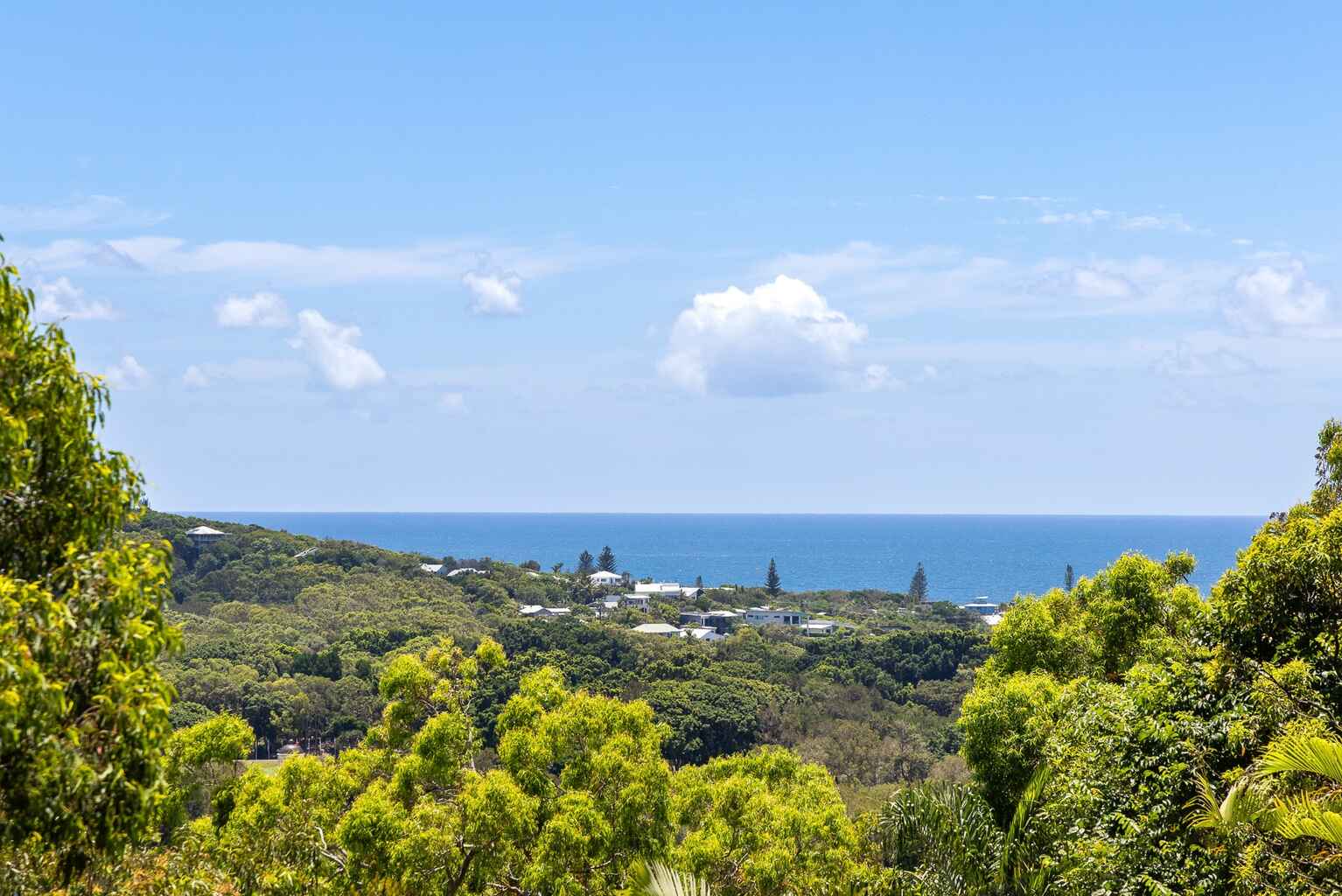 16 Mountain Rise Court Mount Coolum