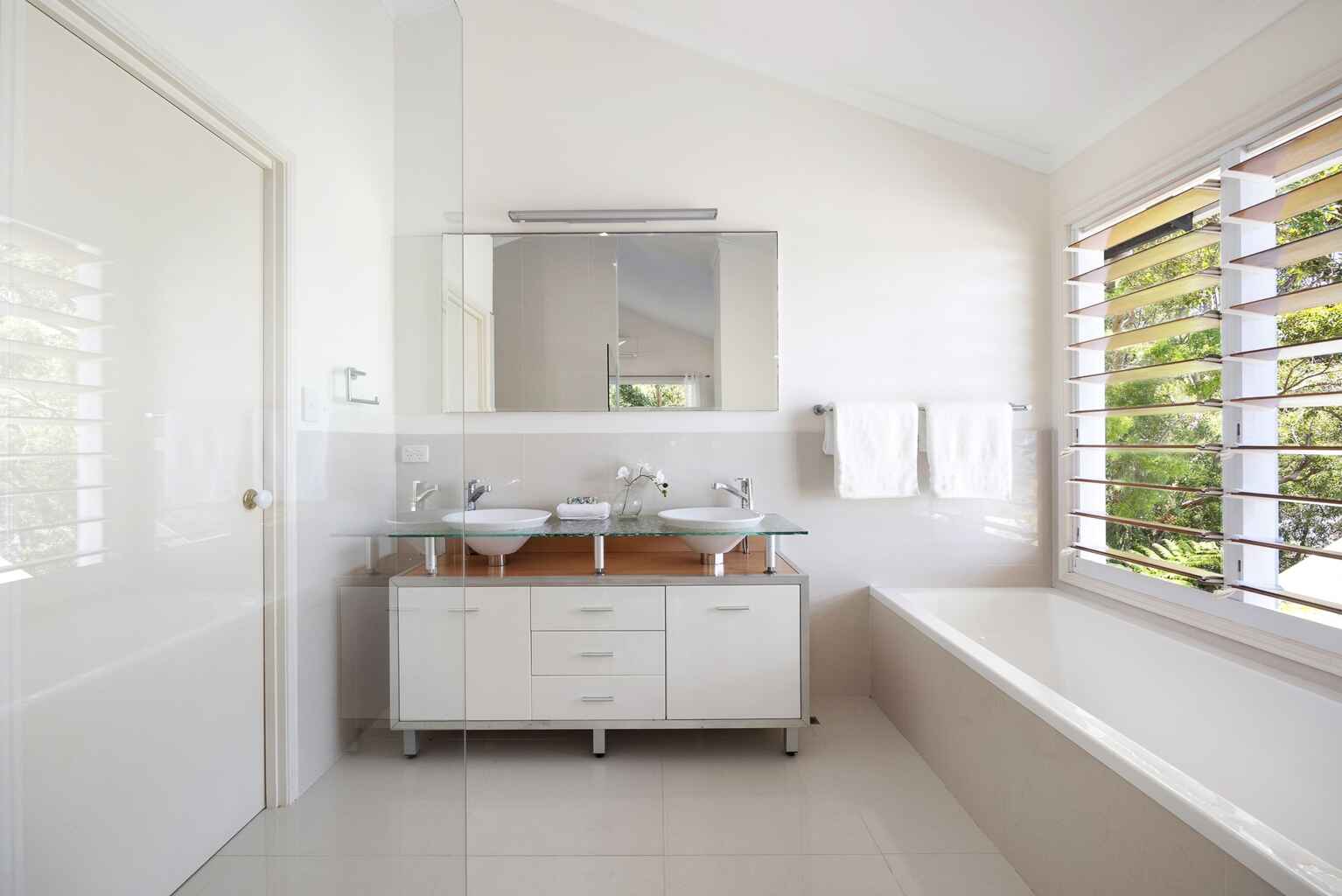 16 Mountain Rise Court Mount Coolum