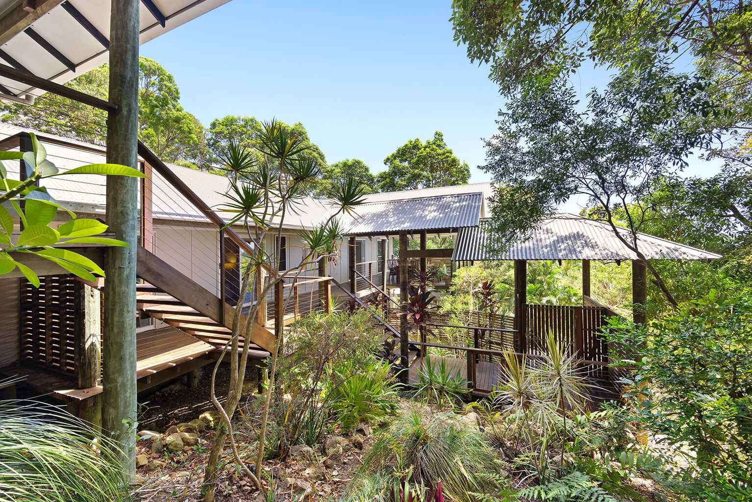 16 Mountain Rise Court Mount Coolum