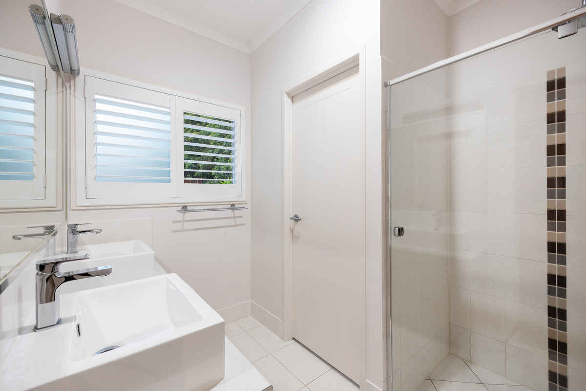 30 Donegal Drive Yaroomba 30 Donegal Drive Yaroomba