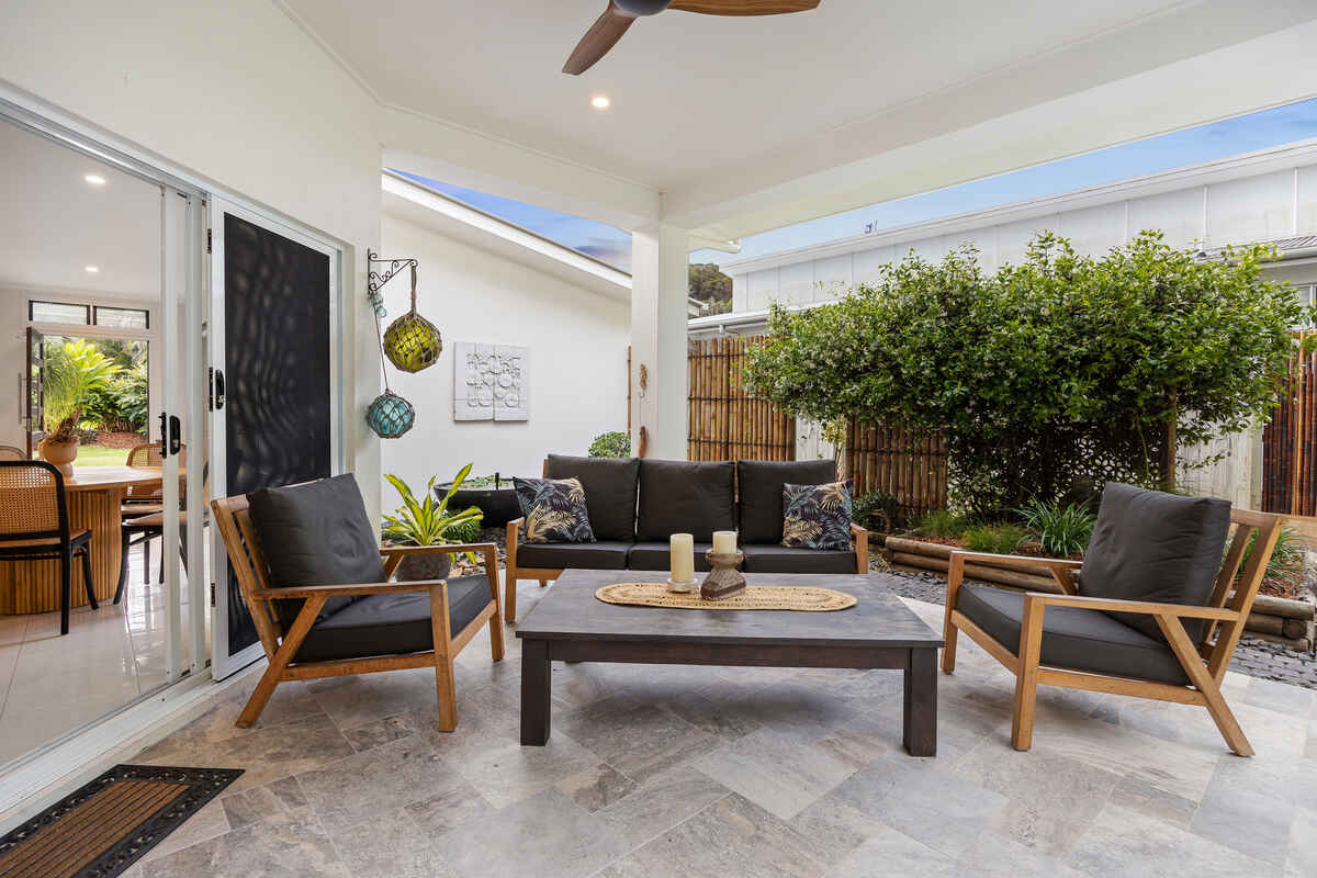 30 Donegal Drive Yaroomba 30 Donegal Drive Yaroomba