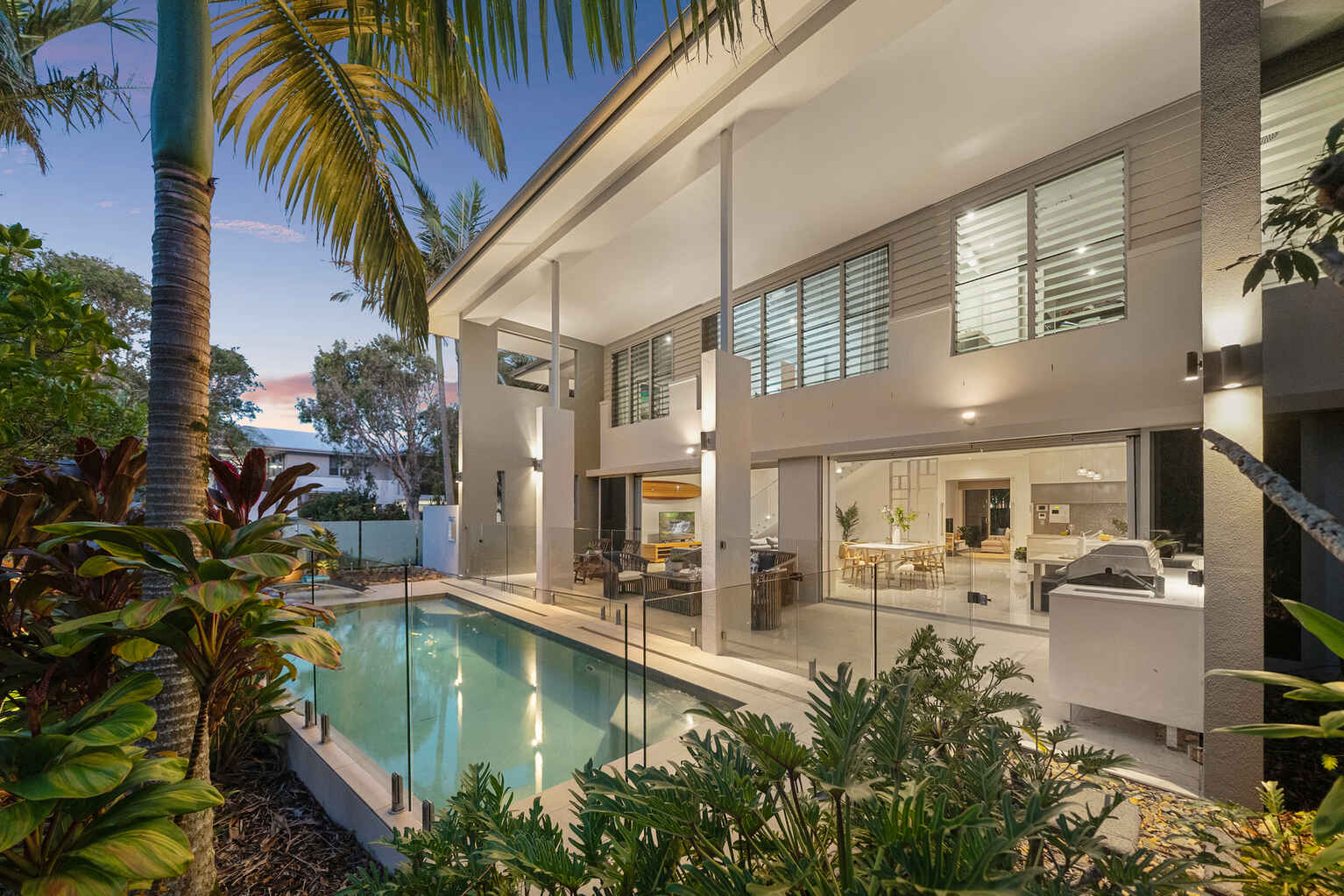 2 Whitehaven Parade Yaroomba 2 Whitehaven Parade Yaroomba