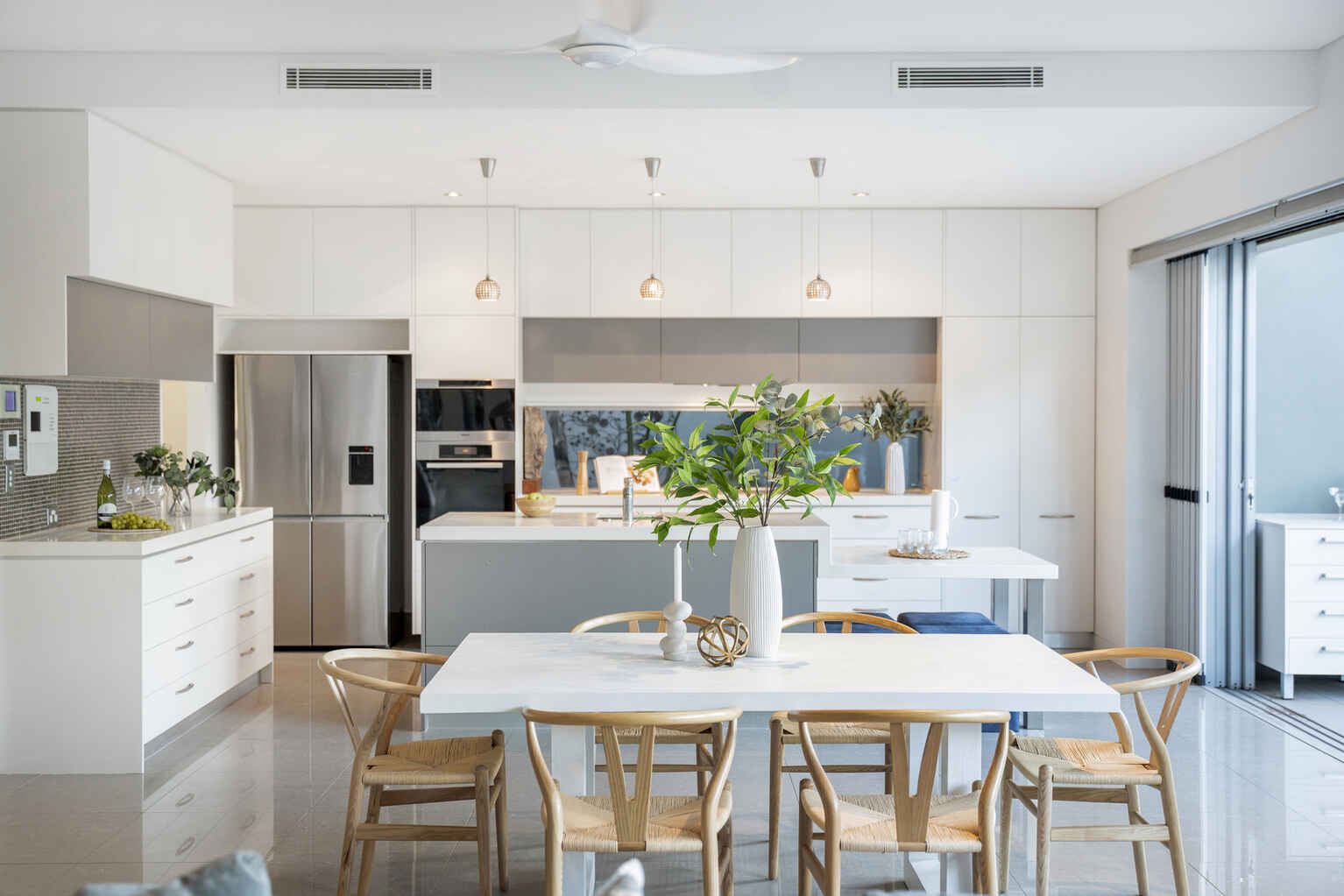 2 Whitehaven Parade Yaroomba 2 Whitehaven Parade Yaroomba