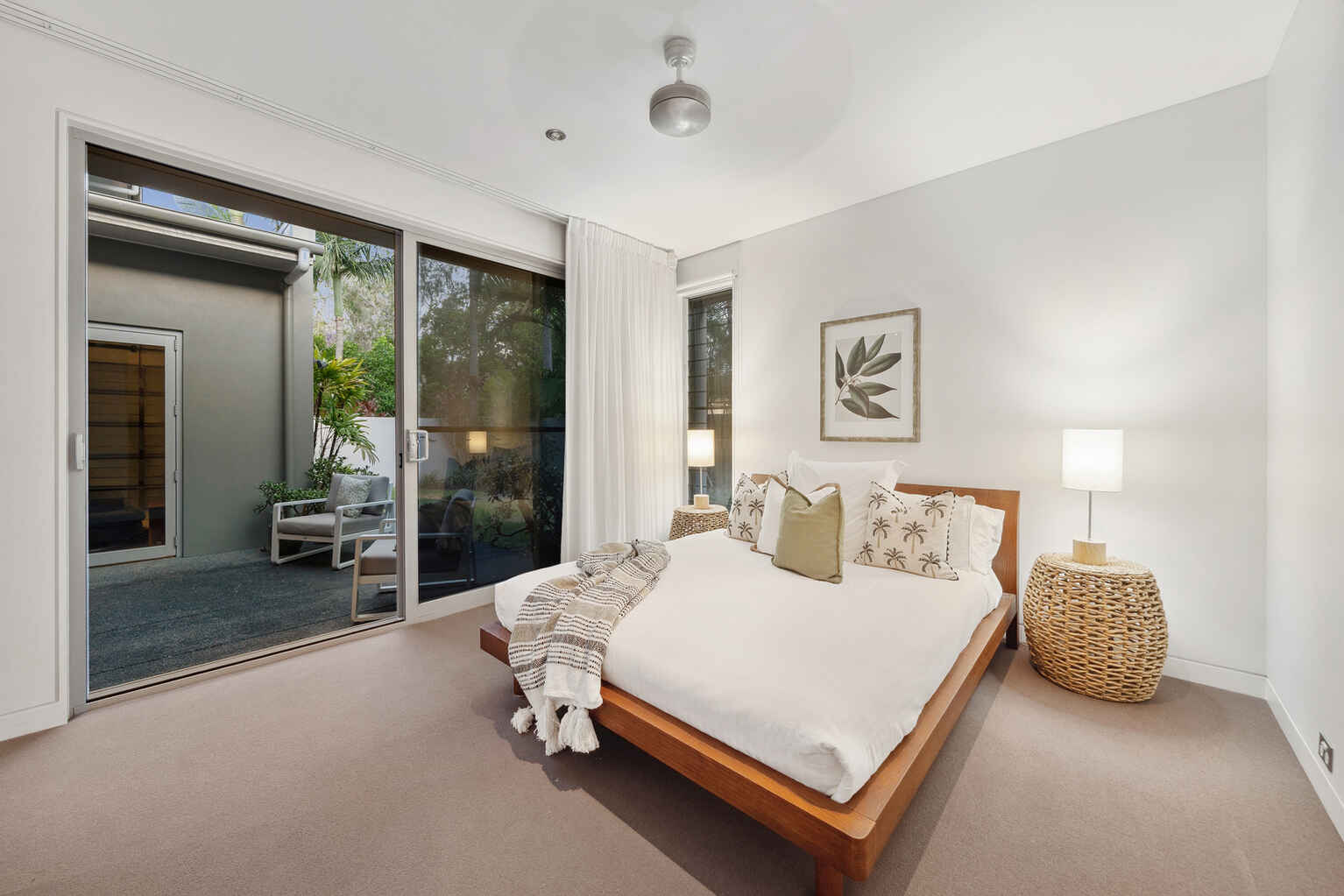 2 Whitehaven Parade Yaroomba 2 Whitehaven Parade Yaroomba