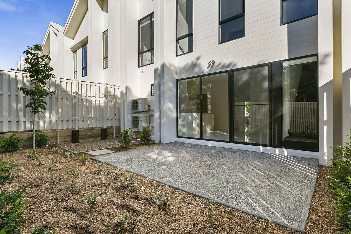 84 Pavilion Drive  Peregian Springs