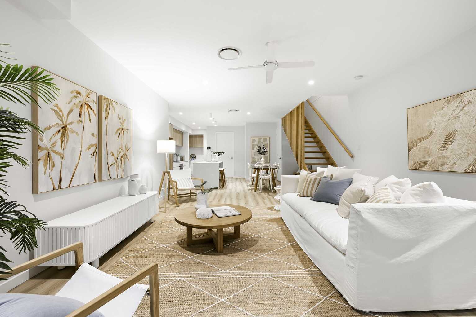 2/4 Jarnahill Drive Mount Coolum