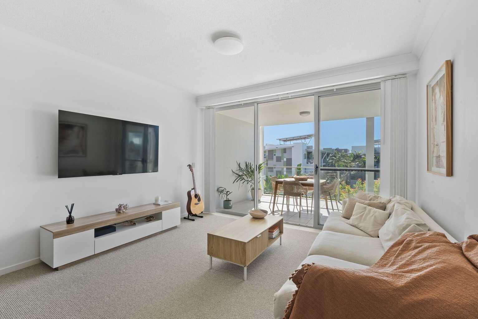 2302/27 Boardwalk Boulevard Mount Coolum