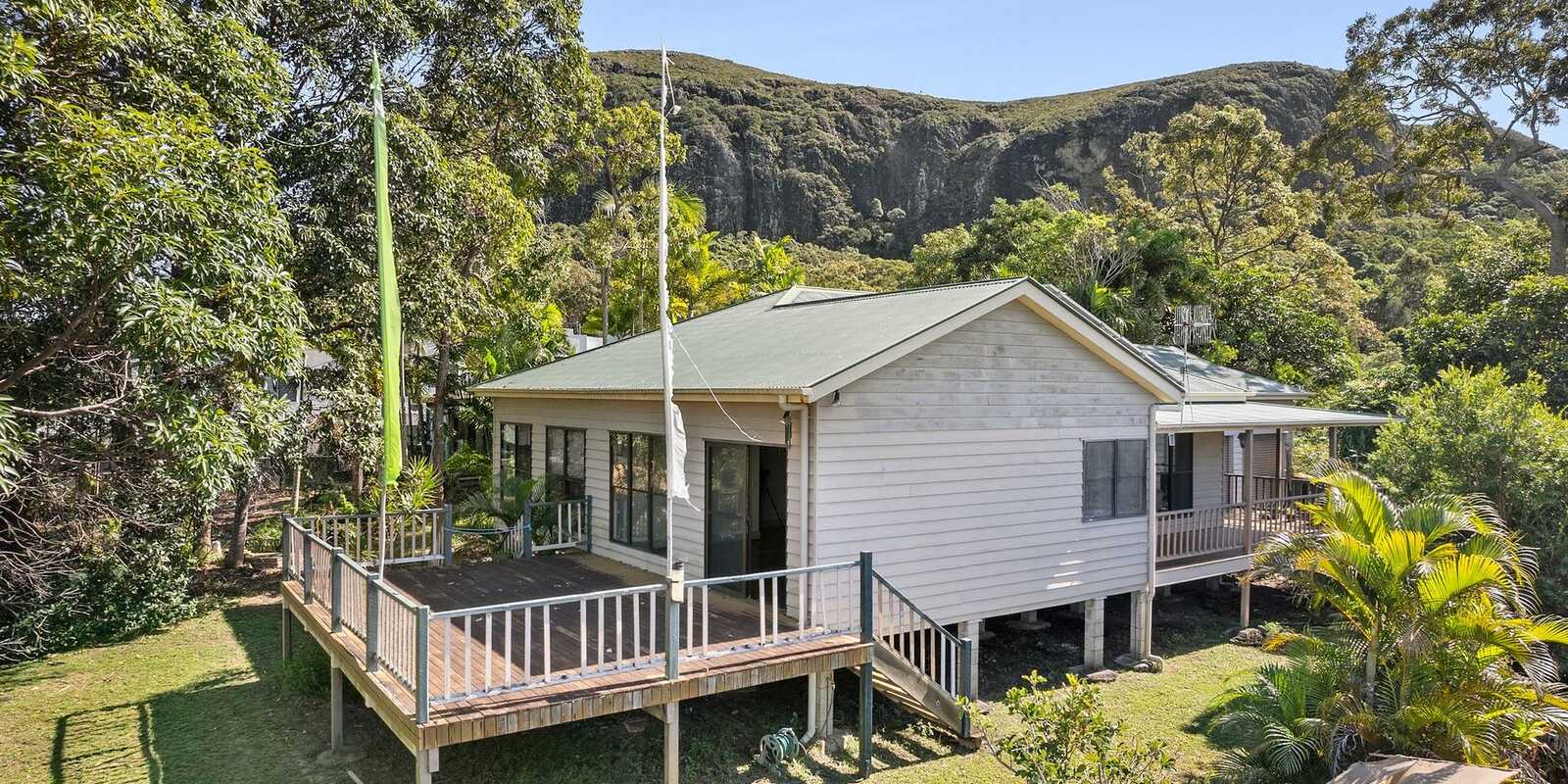7 Eastern Court Mount Coolum