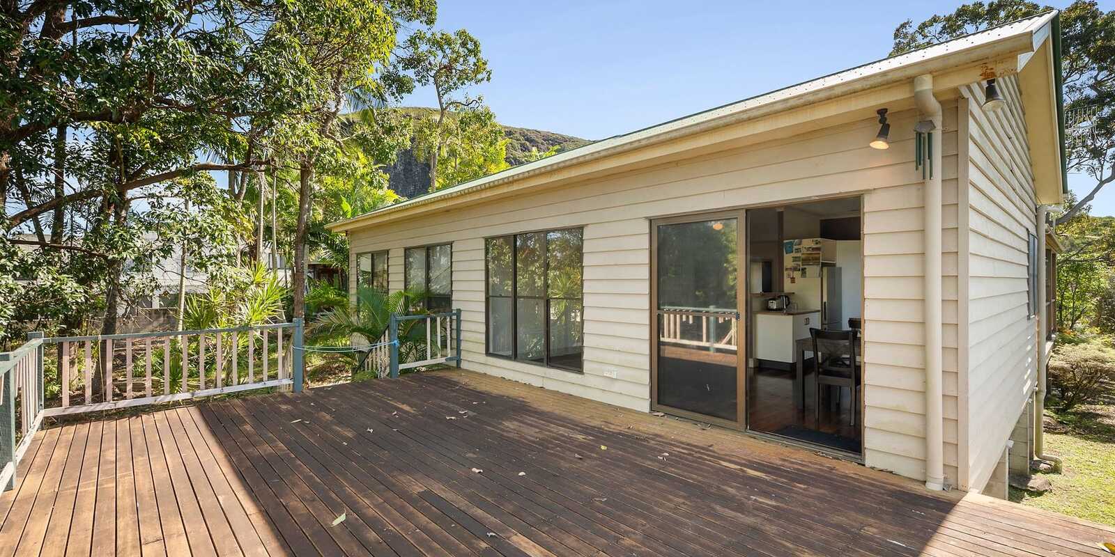 7 Eastern Court Mount Coolum